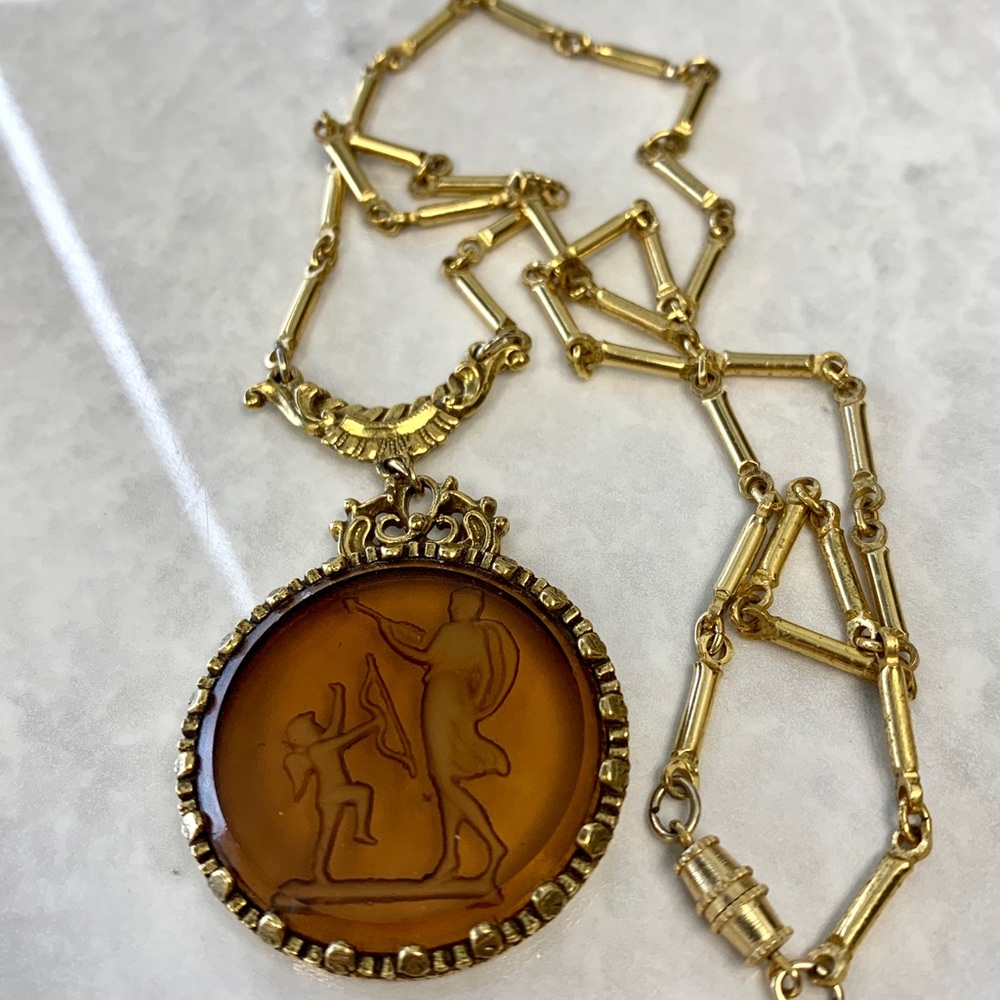Vintage Gold Plated Goldette Intaglio Glass Goddess Diana Cupid Amber Necklace